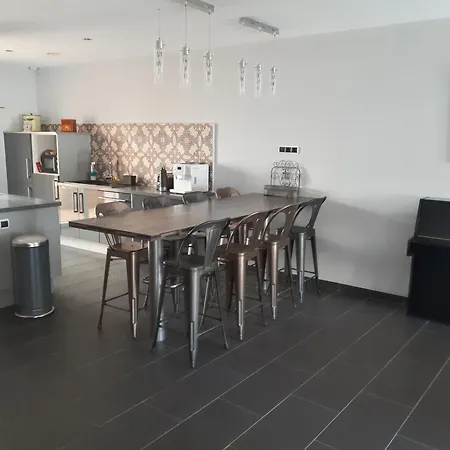 Maison De Village Avec Sa Charmante Petite Cour Interieure Сasa de vacaciones *